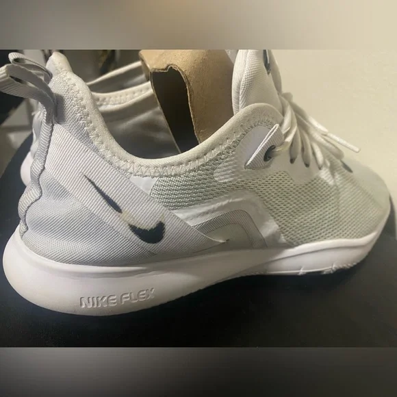 Used Off White Nike Flex Trainer 9 shoes - Women’s size 10.5 - Picture 5 of 10